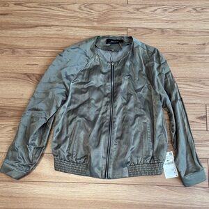 Brand new with tag Size Small Zara Basic Olive / Sage Green Jacket